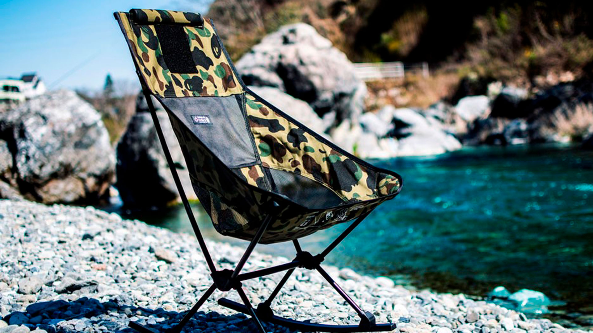Imágenes de productos Bape x Helinox