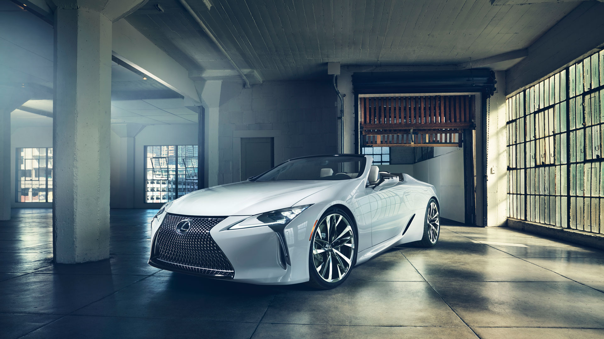 Imagen de estudio del prototipo Lexus LC en color blanco