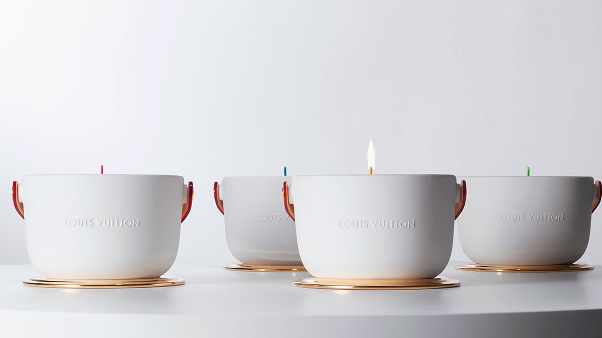 Imagen de las velas diseñadas por Marc Newson para Louis Vuitton