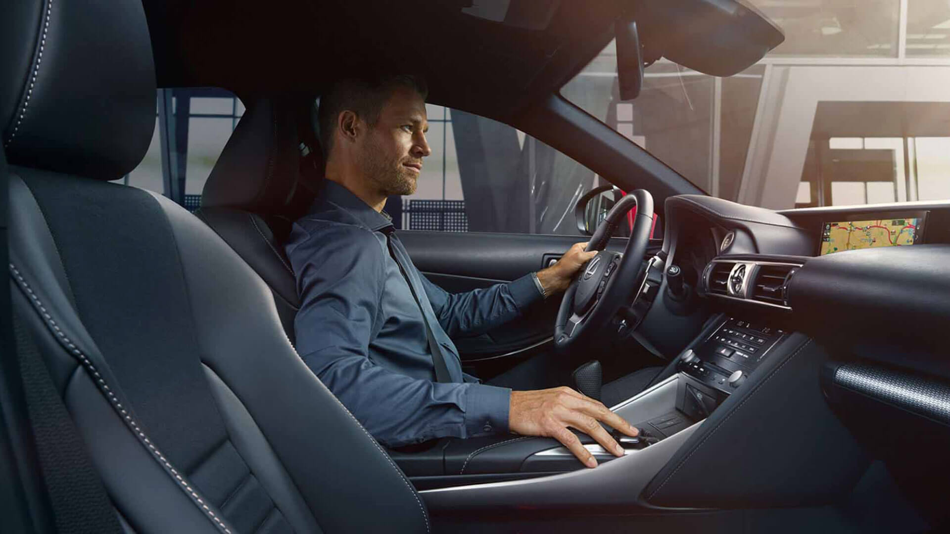 Rx Hybrid 2019 Luxury Suv From 49 705 New Lexus Uk Lexus One Latest Offers