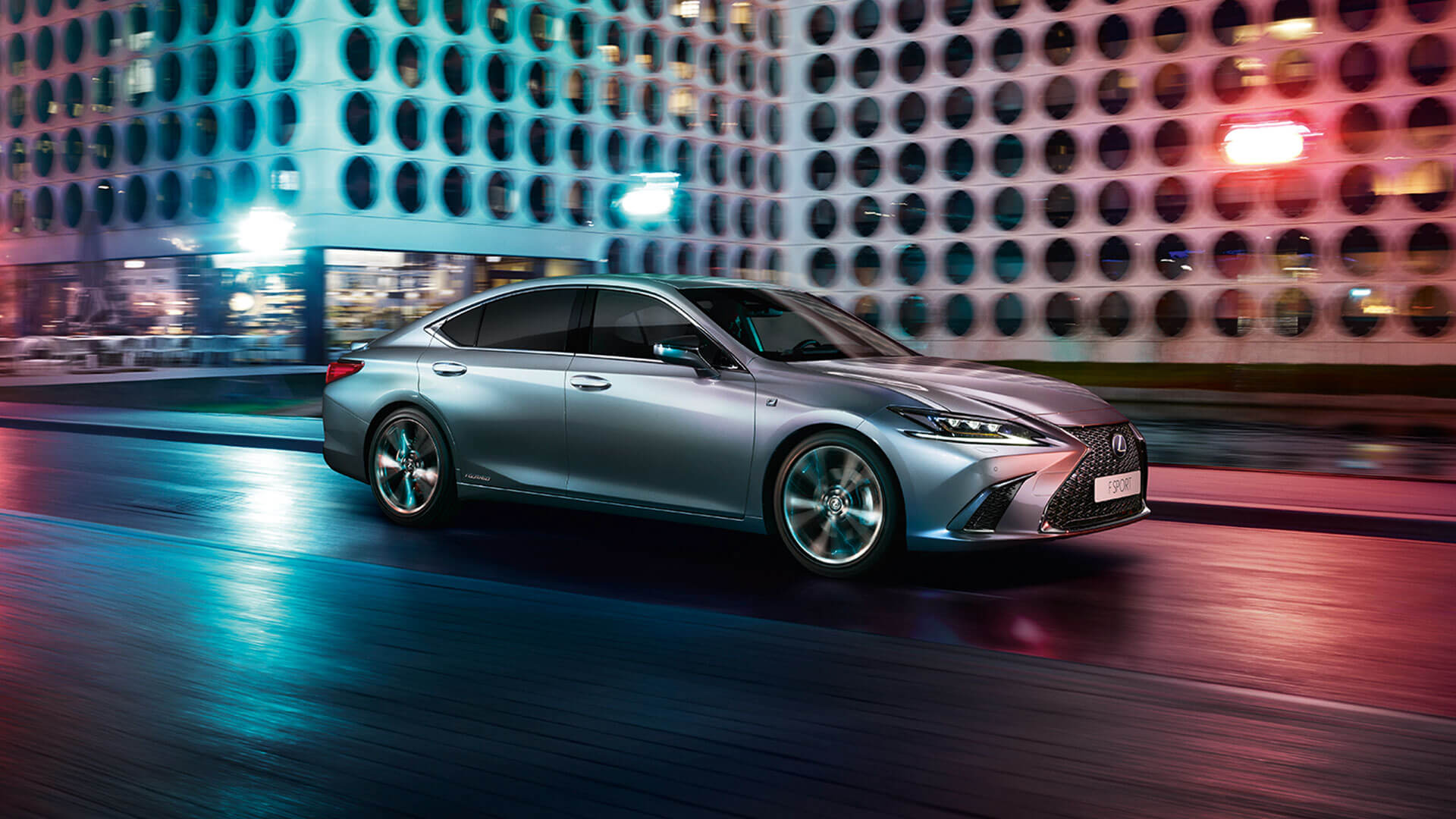 Es Hybrid 2019 Luxury Saloon Range From 35 155 New Lexus Uk 2019 Lexus Es Hybrid Gallery 001 Exterior
