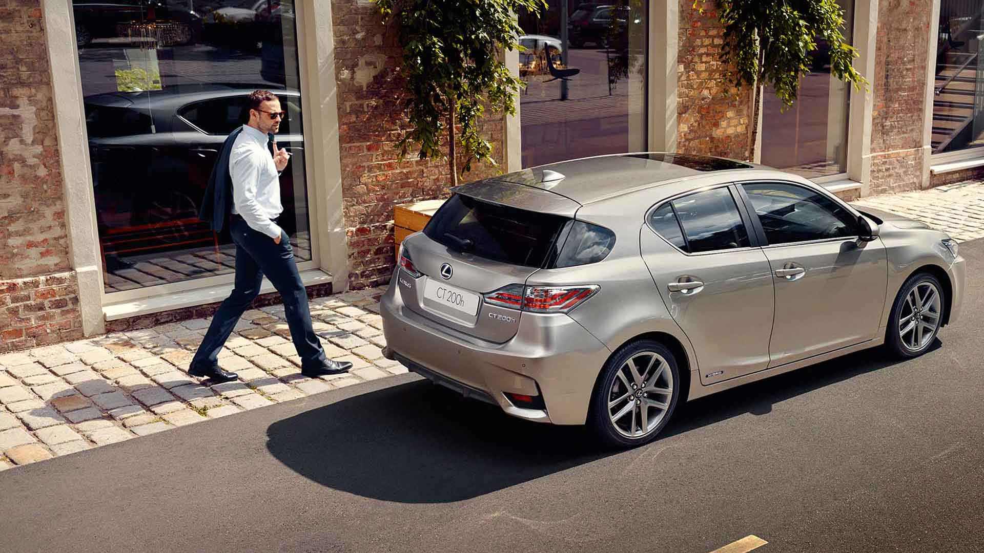 2017 lexus ct accessories hero