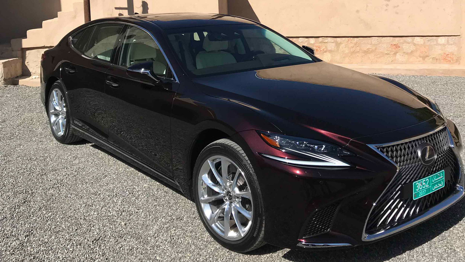 Lexus LS 500h gallery11