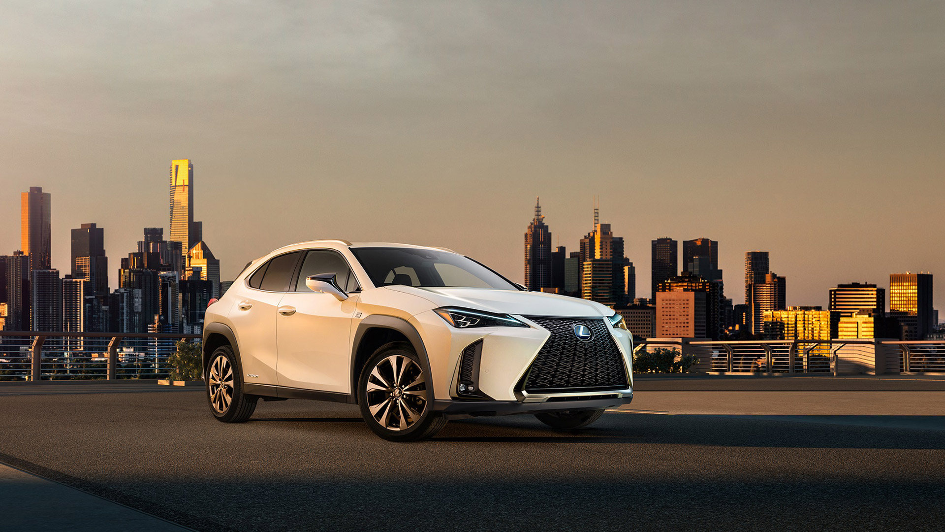 lexus ux 01