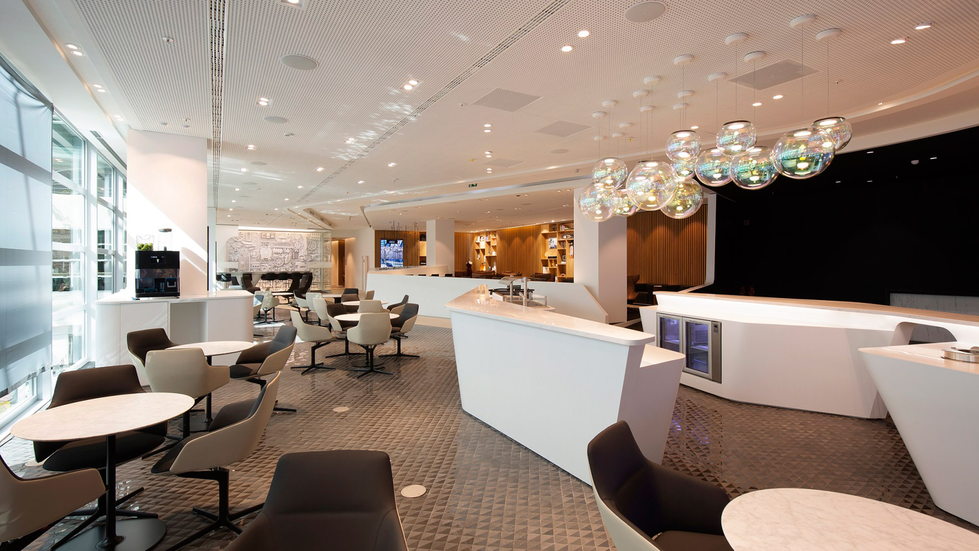 lounge by lexus